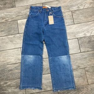 Madewell b-sides collab with wrangler two tone vintage blue jeans distressed